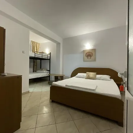 Phoenix Guest house